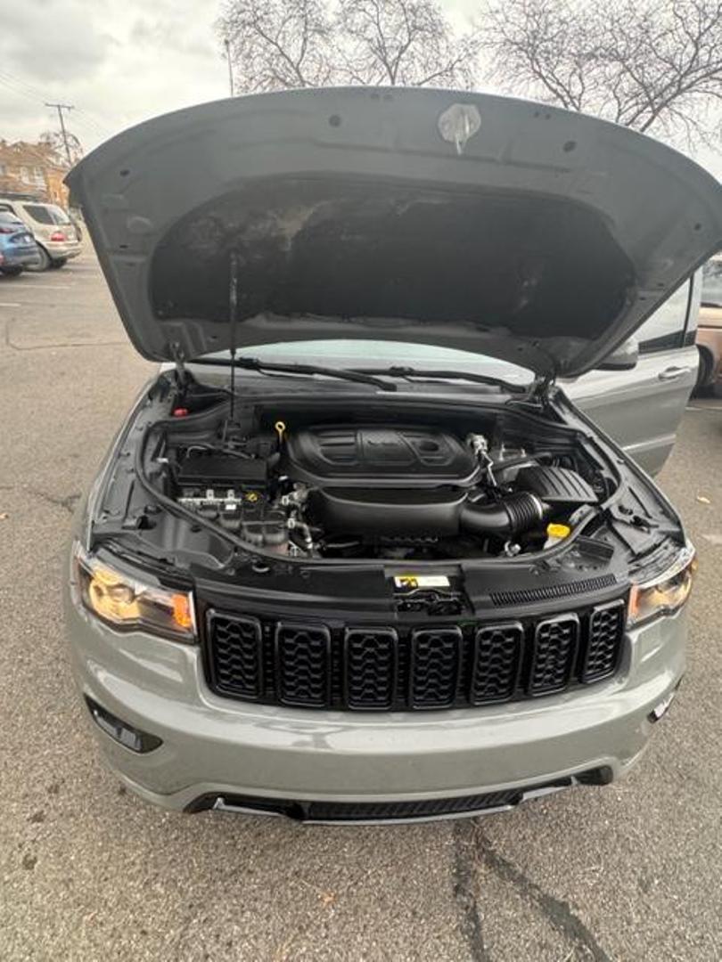 2019 Jeep Grand Cherokee Altitude photo 5