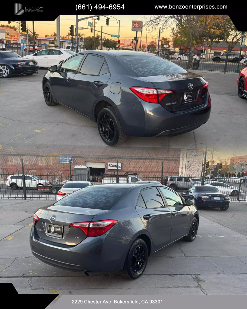 2016 Toyota Corolla LE photo 2