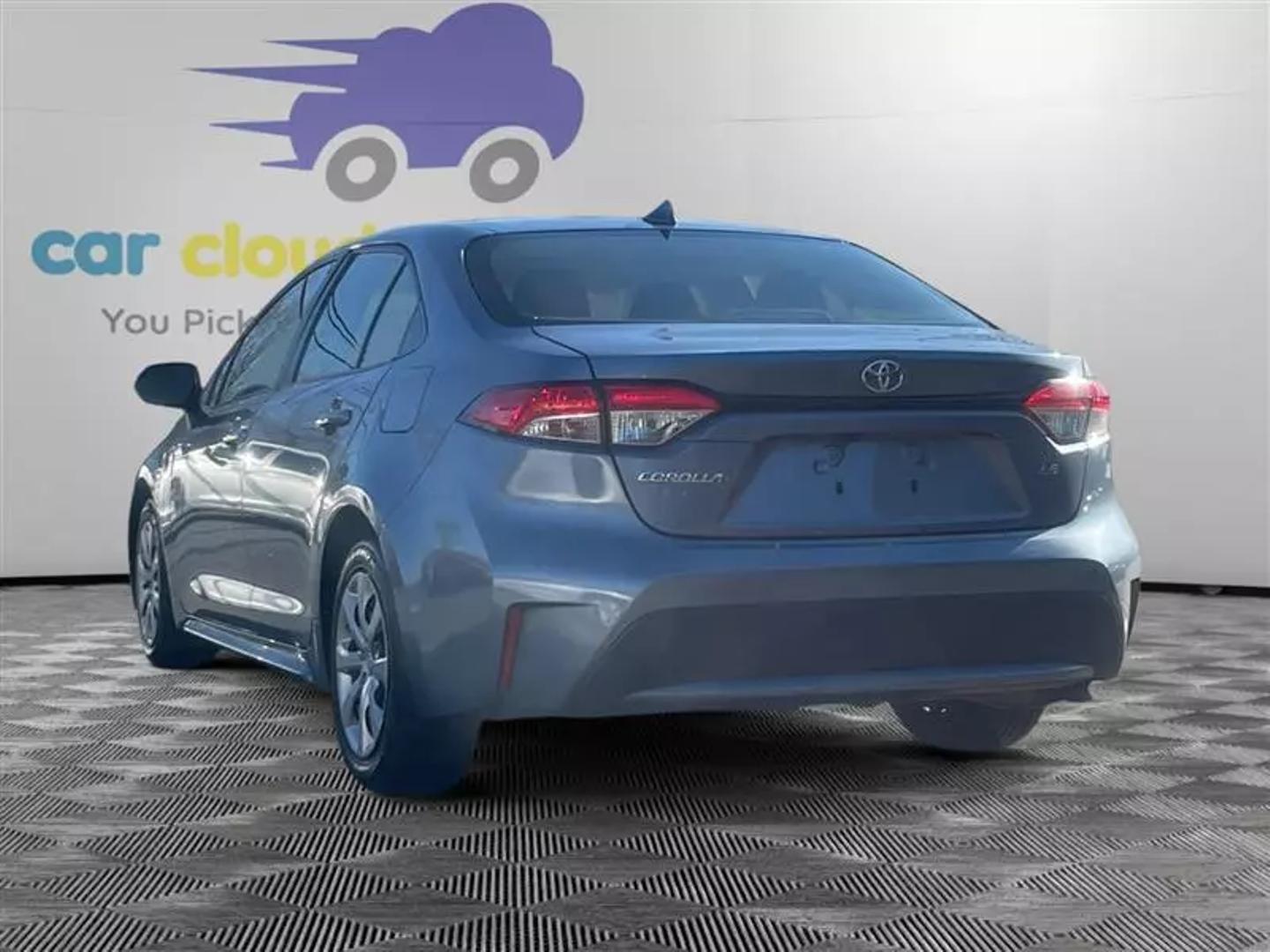 2020 Toyota Corolla Le Sedan 4d - Image 3