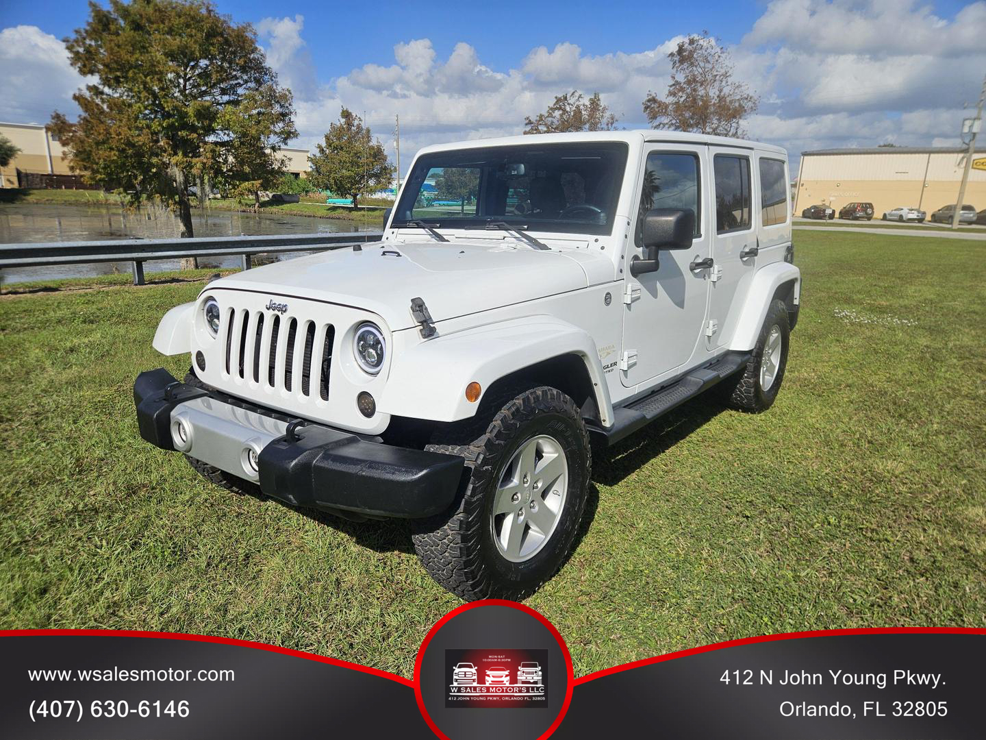 2014 Jeep Wrangler Unlimited Sahara photo 2