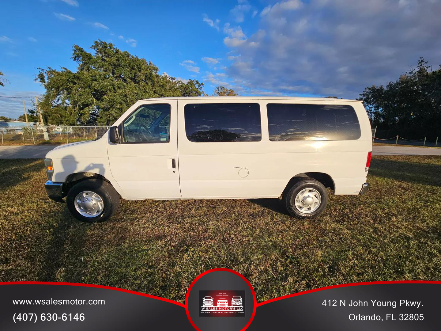 2008 Ford E-Series Econoline Wagon XL photo 5