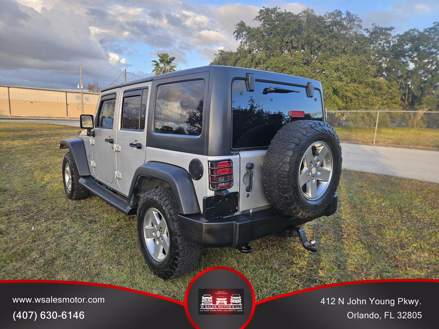 2011 Jeep Wrangler Unlimited Rubicon photo 7