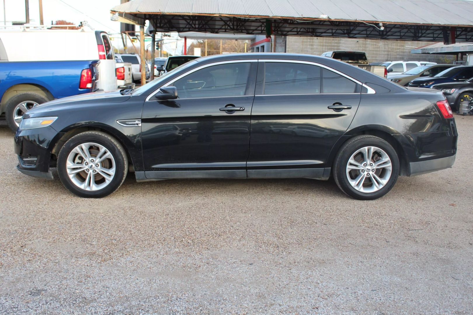 Used 2013 Ford Taurus SEL with VIN 1FAHP2E86DG214910 for sale in Dallas, TX