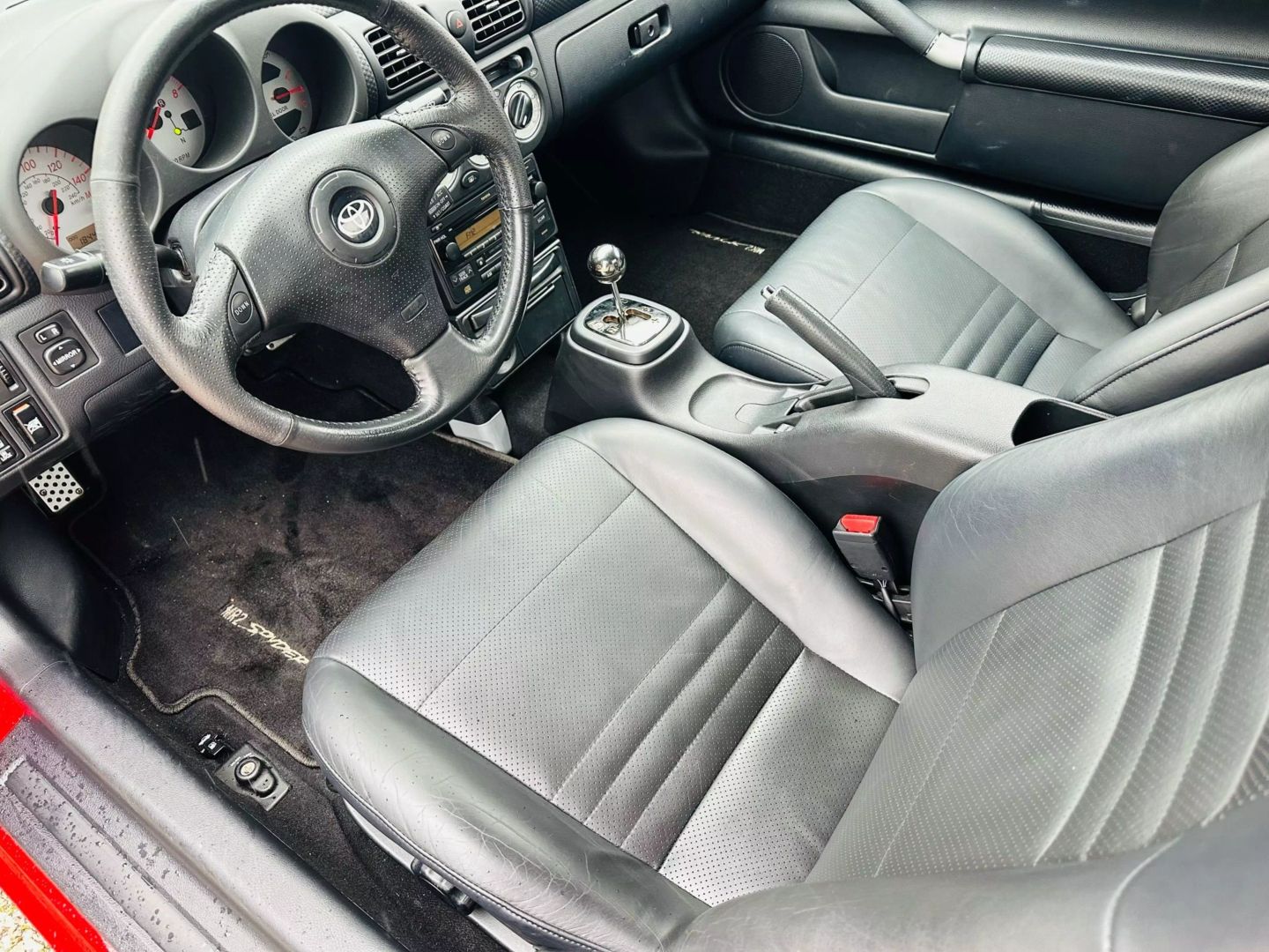 2003 Toyota Mr2 - Image 11