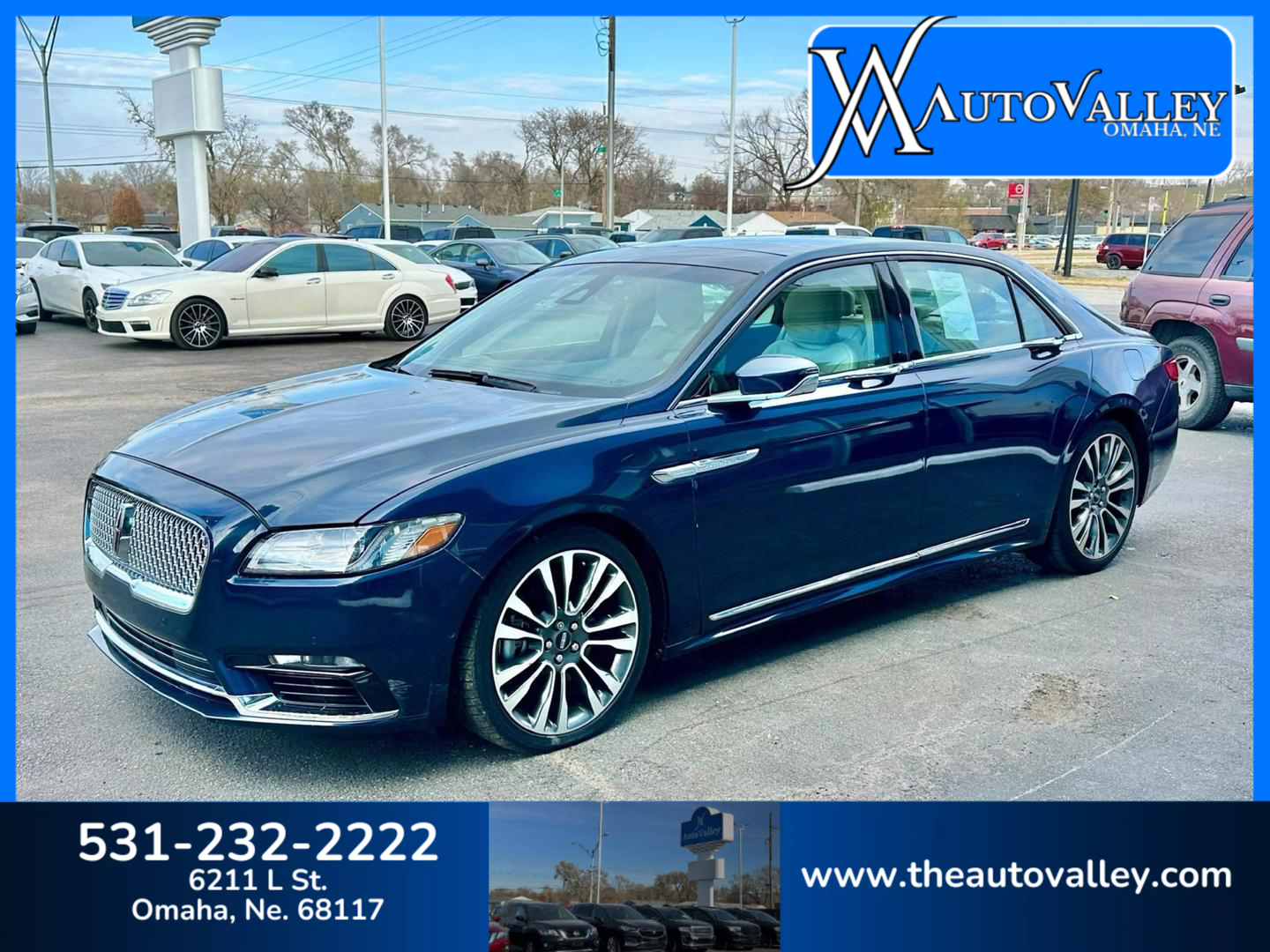 2017 Lincoln Continental Select photo 6