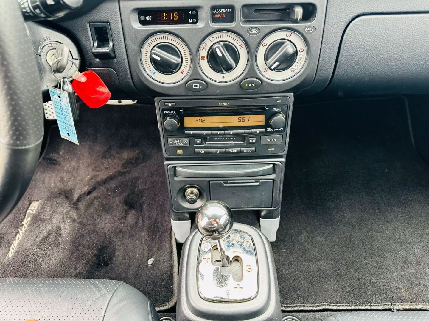 2003 Toyota Mr2 - Image 13