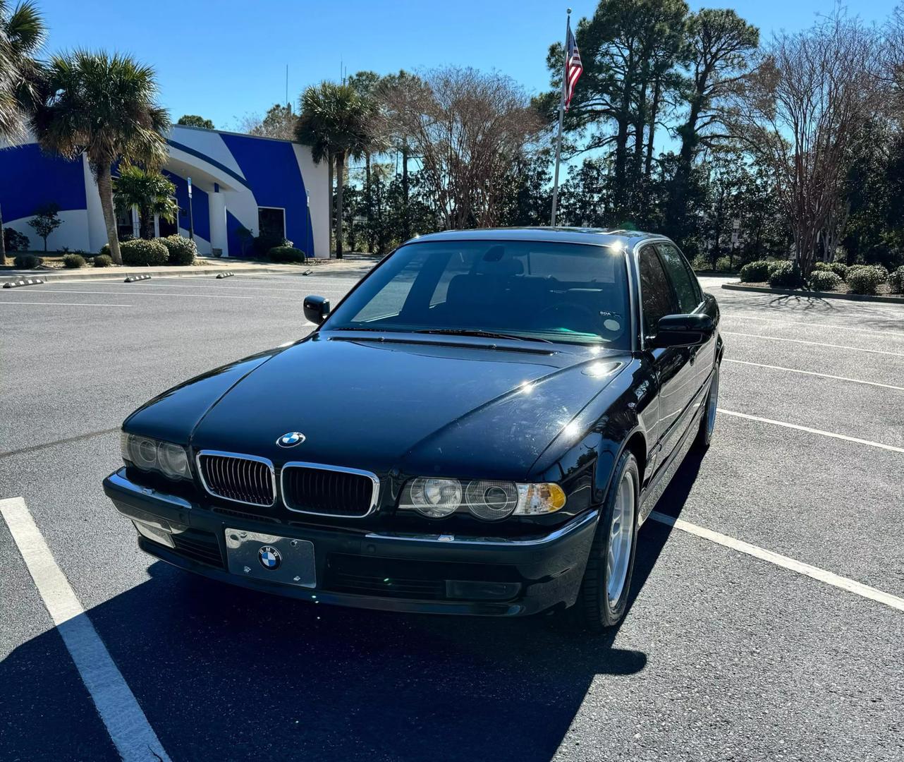 2001 BMW 7 Series Base photo 2