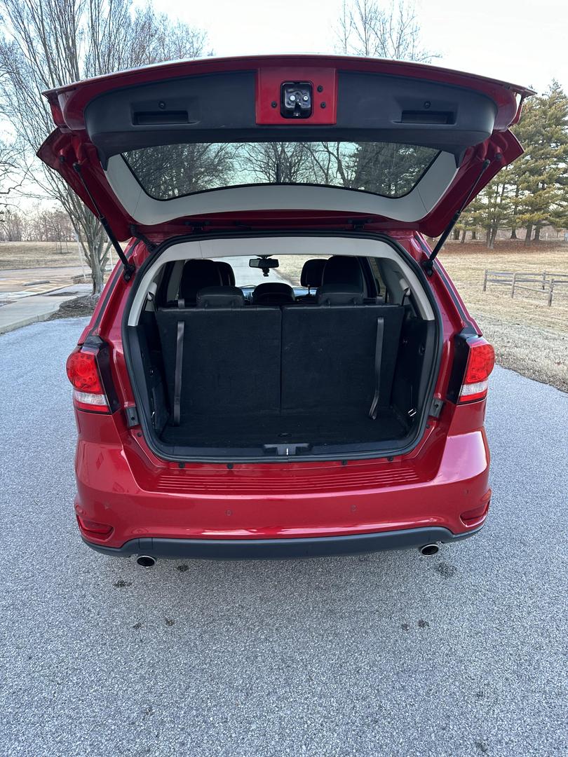 2015 Dodge Journey R/T photo 9