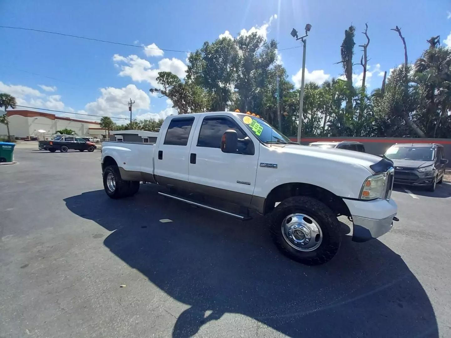 2006 Ford Super Duty F-350 Lariat