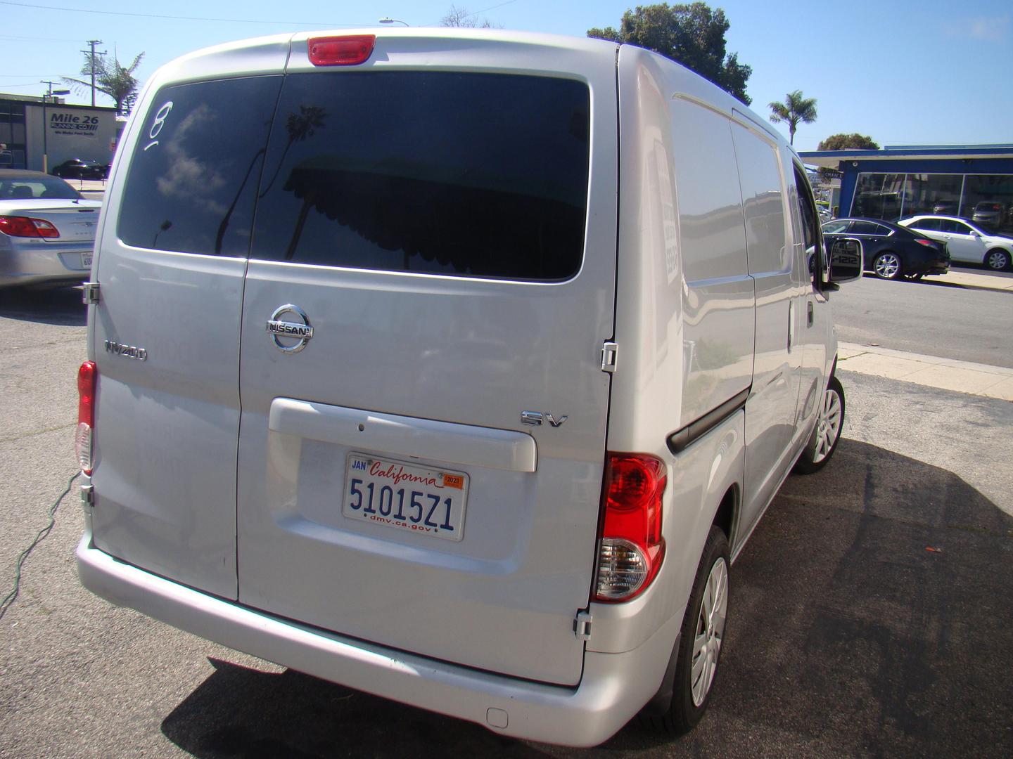 2015 Nissan NV200 SV photo 5