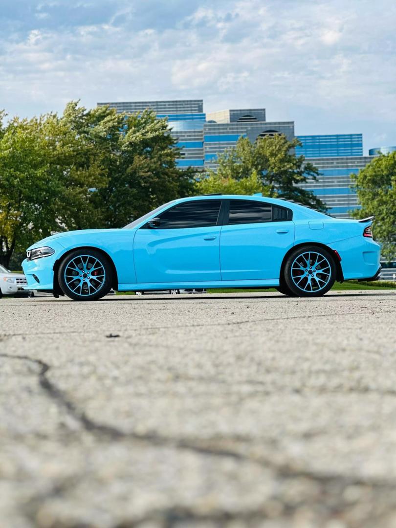 2017 Dodge Charger R/T photo 8