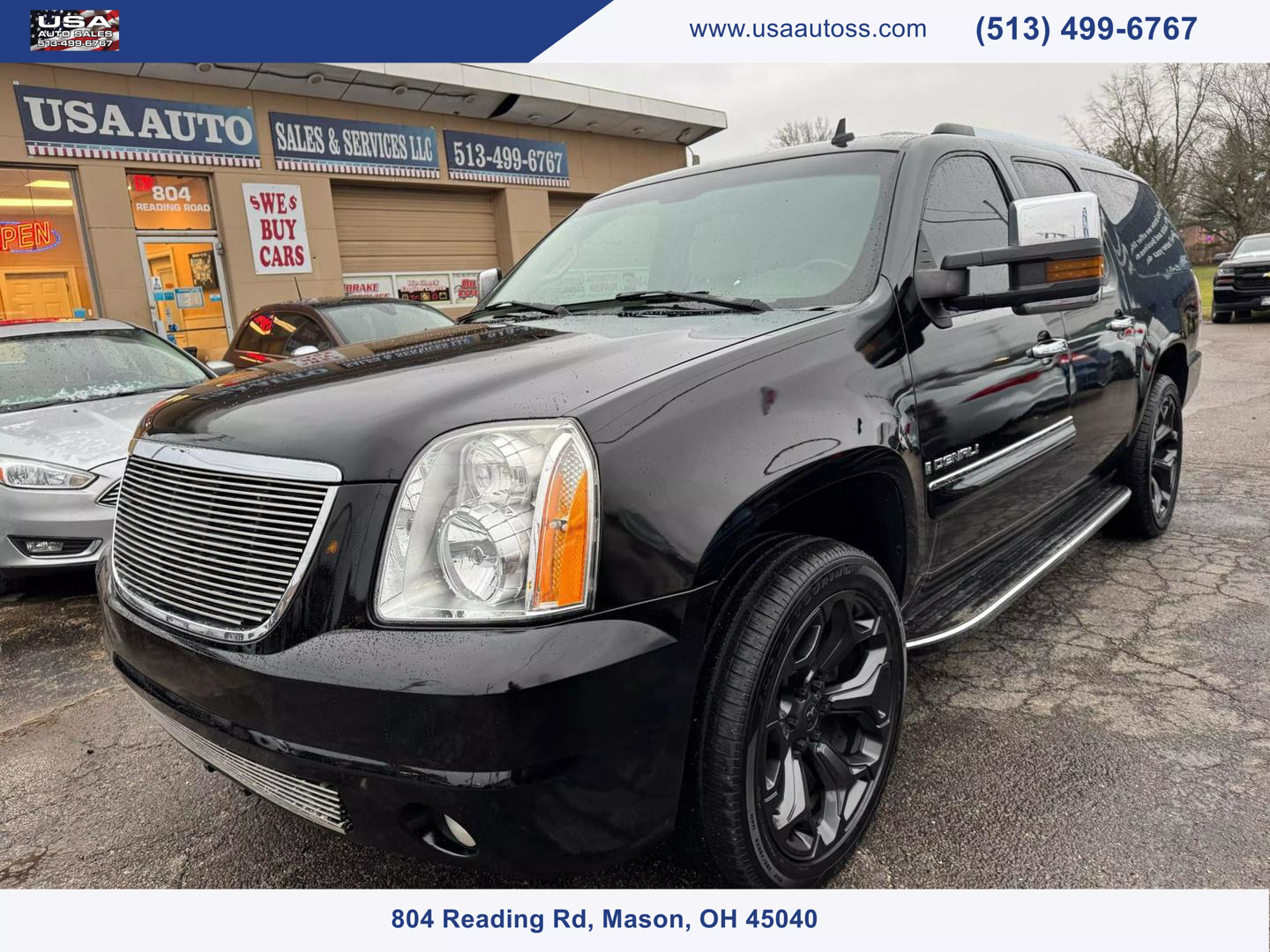 GMC Yukon XL's photo