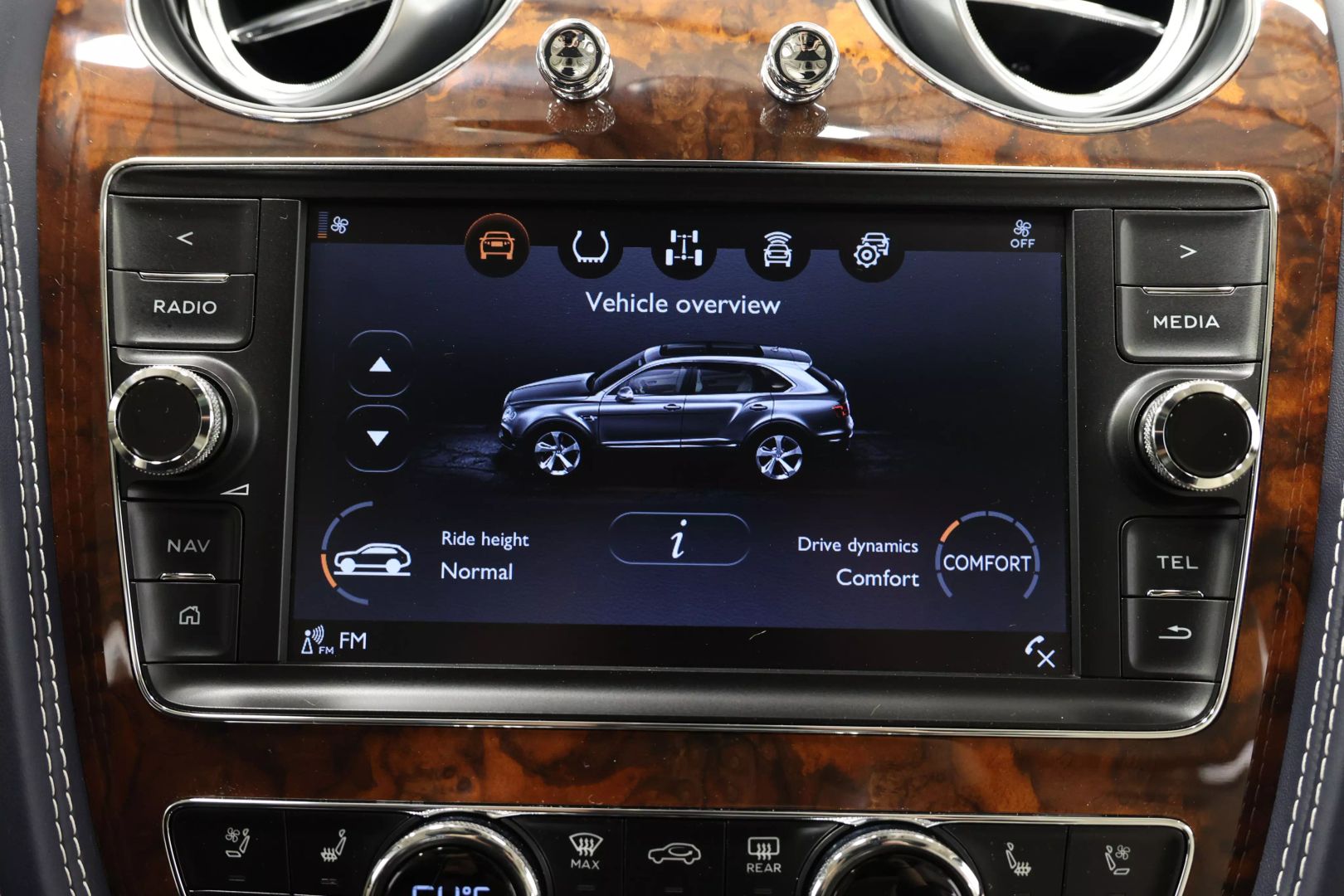 2017 Bentley Bentayga - Image 42