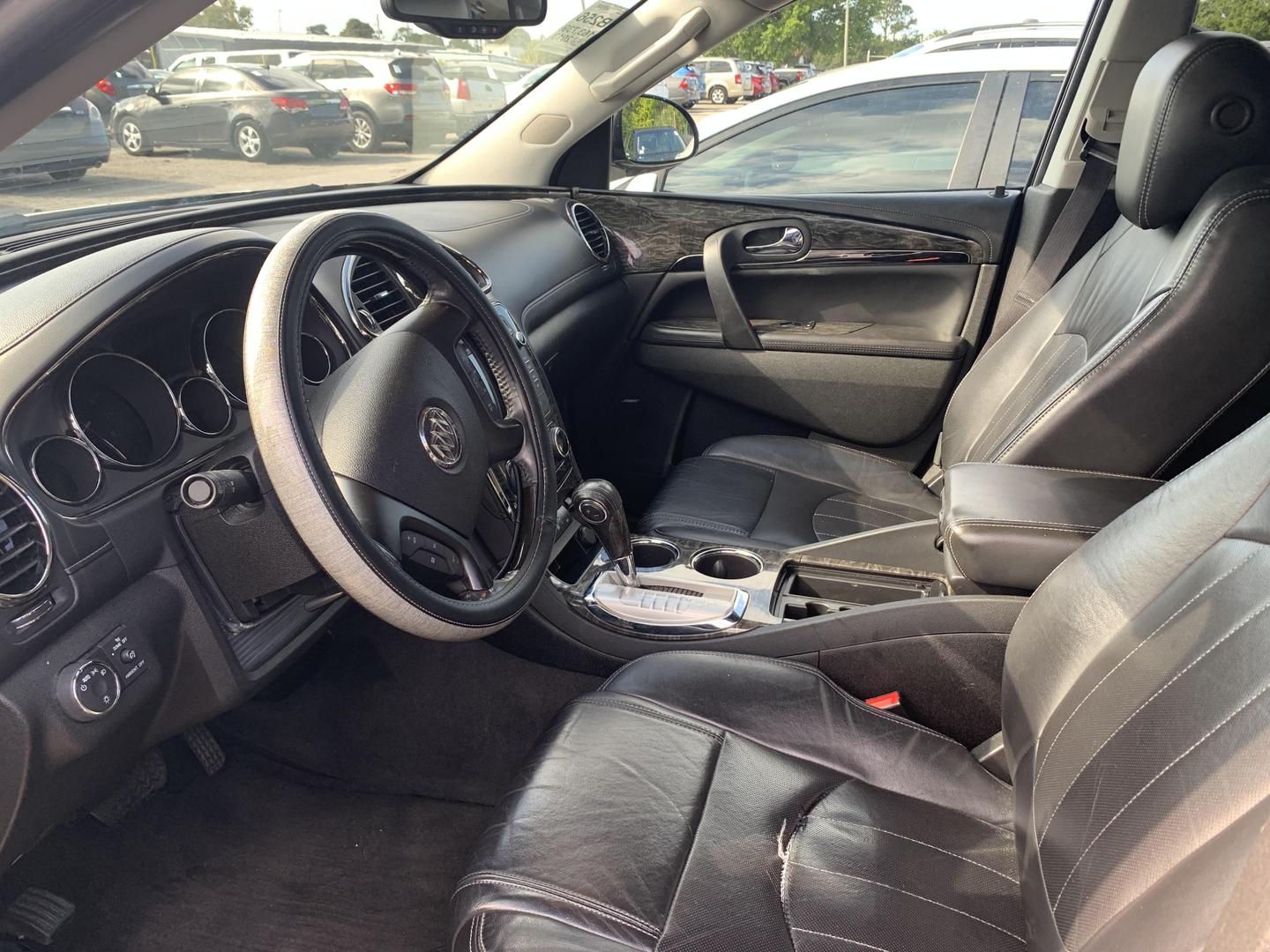 2013 Buick Enclave Leather photo 4