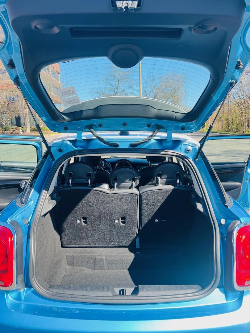 2019 MINI Hardtop 4 Door Base photo 16