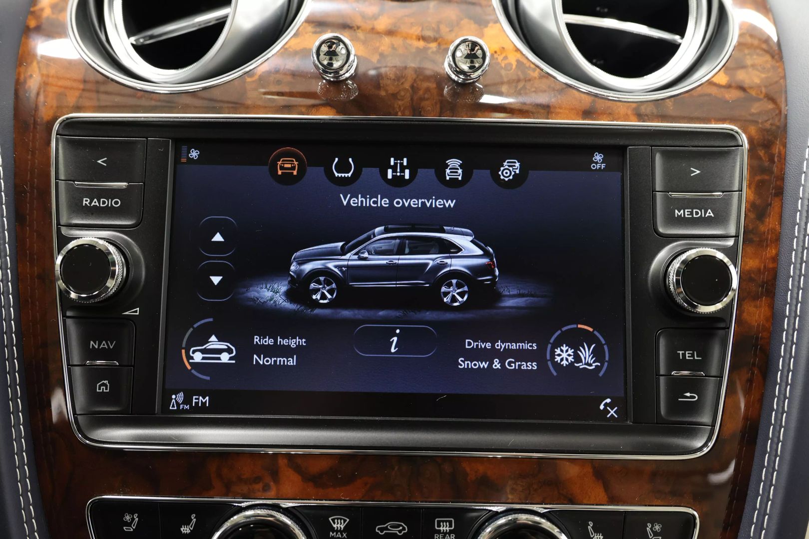 2017 Bentley Bentayga - Image 40