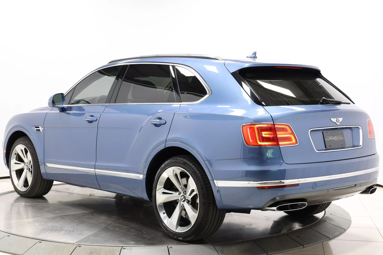 2017 Bentley Bentayga - Image 67