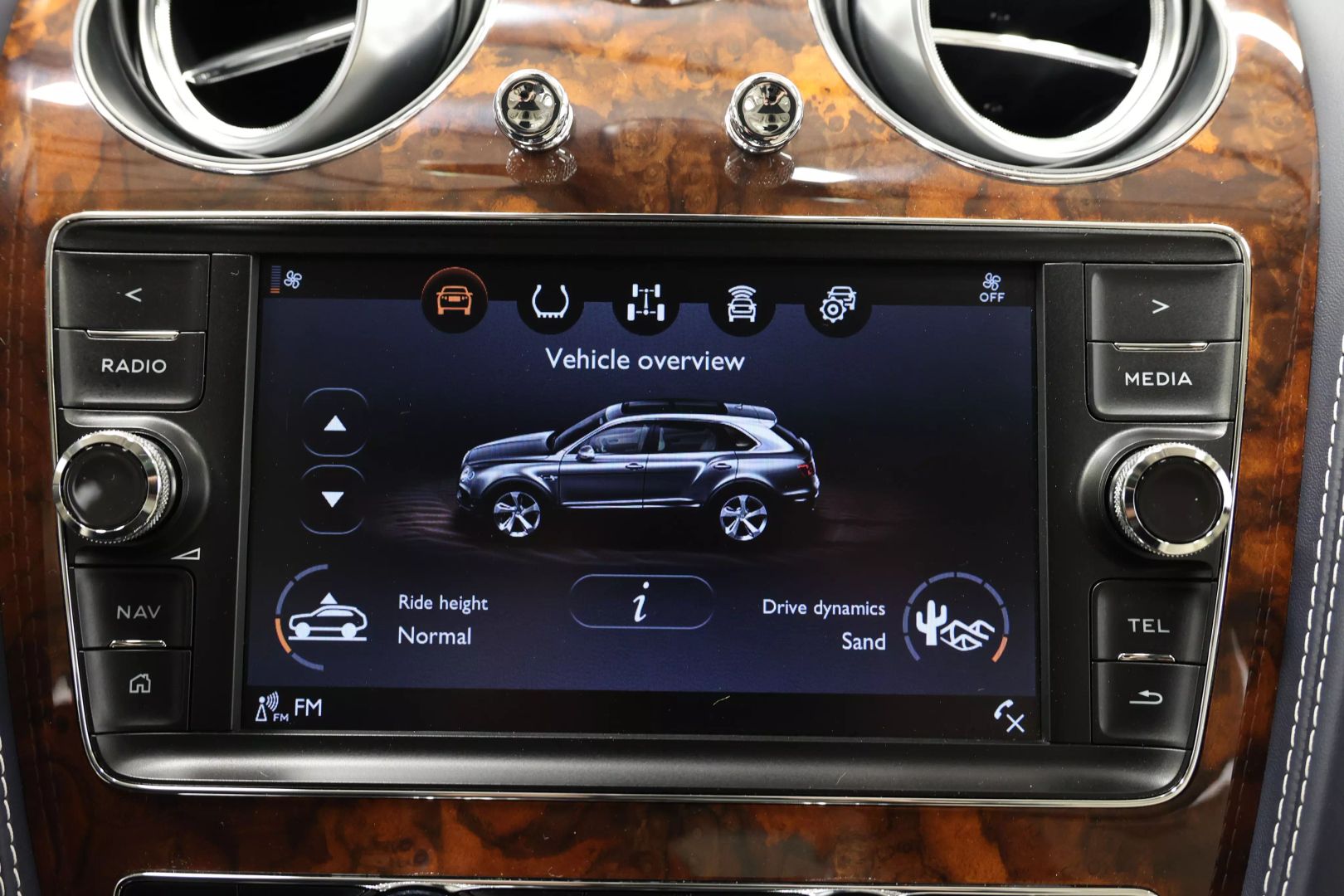 2017 Bentley Bentayga - Image 37