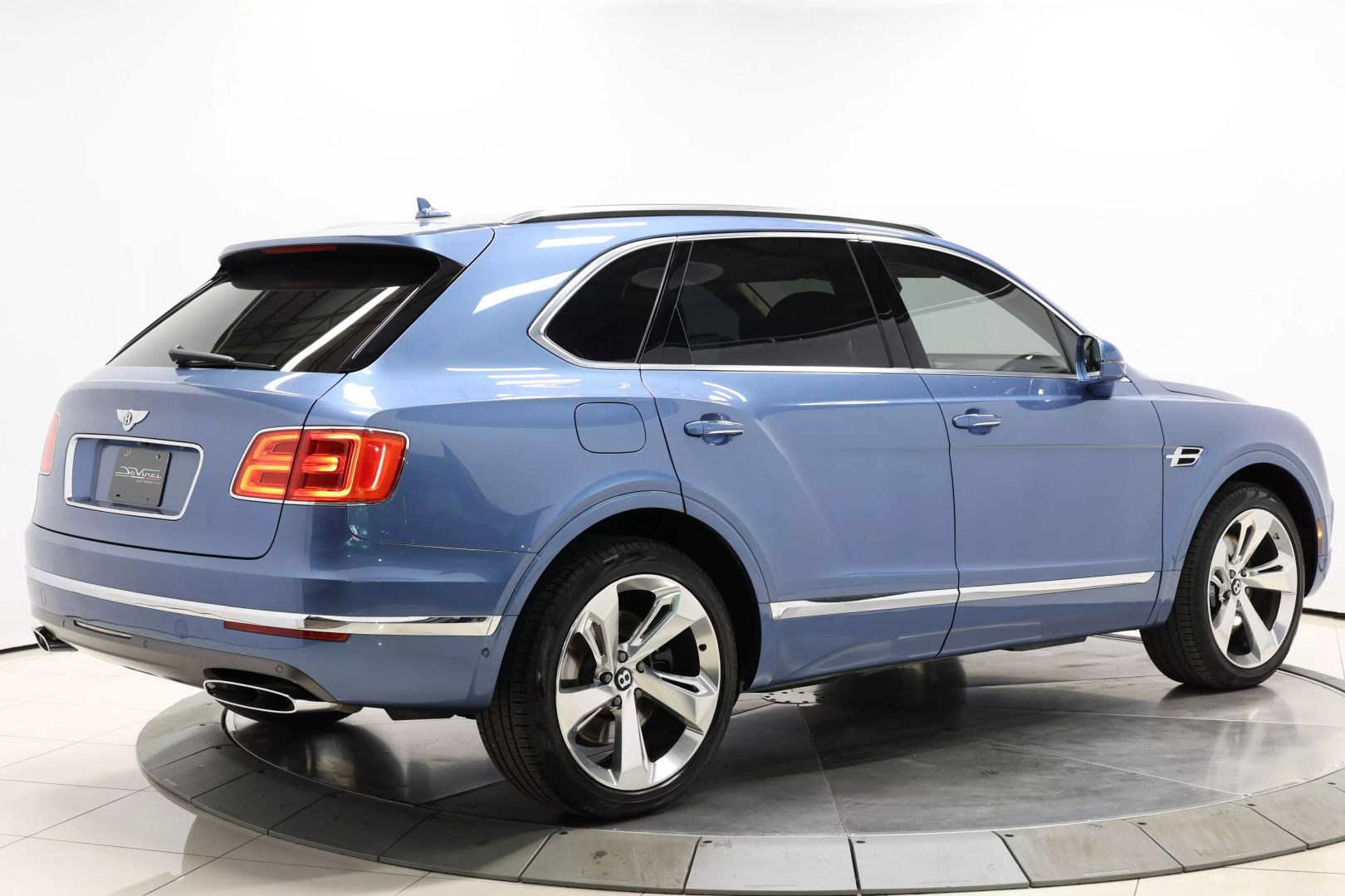 2017 Bentley Bentayga - Image 76