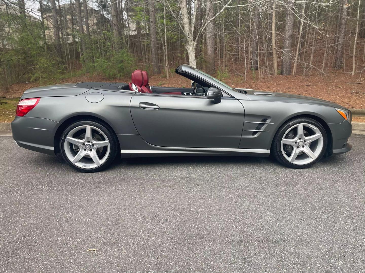 2016 Mercedes-Benz SL-Class SL550 photo 9