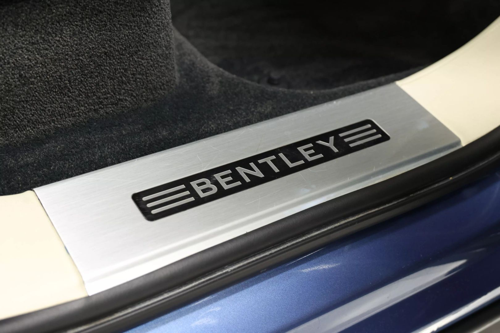 2017 Bentley Bentayga - Image 86