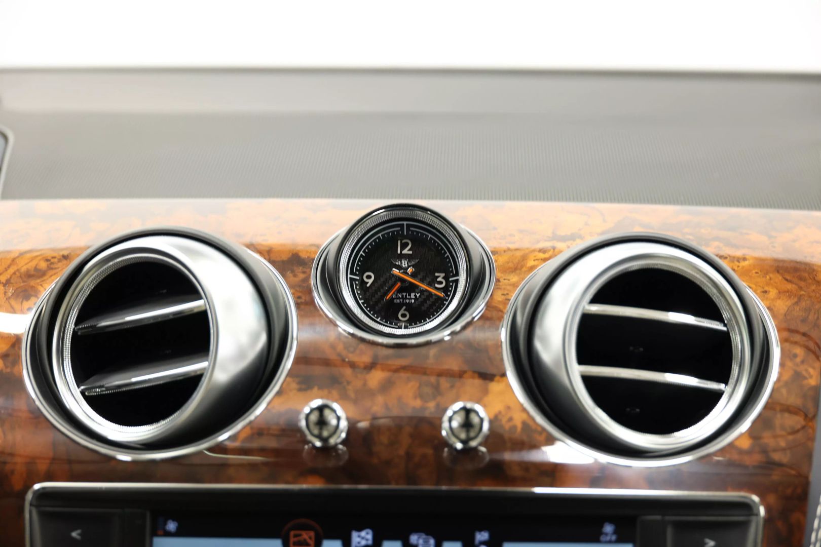 2017 Bentley Bentayga - Image 49