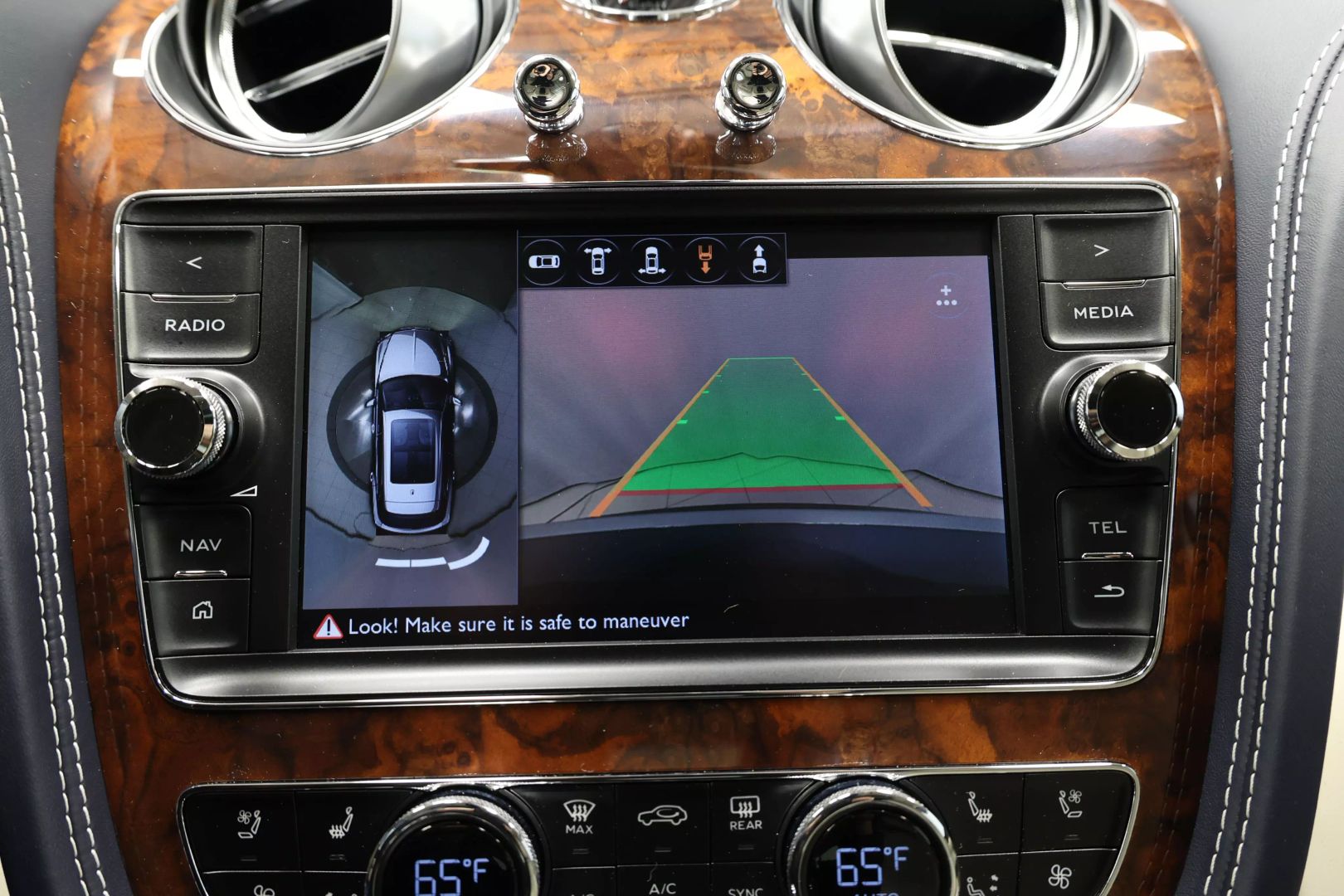 2017 Bentley Bentayga - Image 46