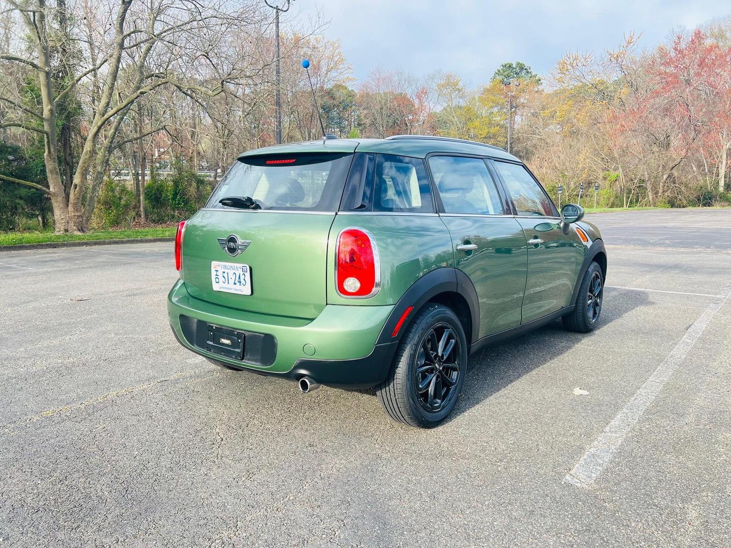 2015 MINI Countryman Countryman photo 5