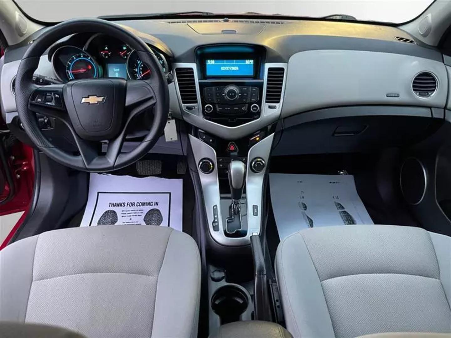2012 Chevrolet Cruze Lt Sedan 4d - Image 12