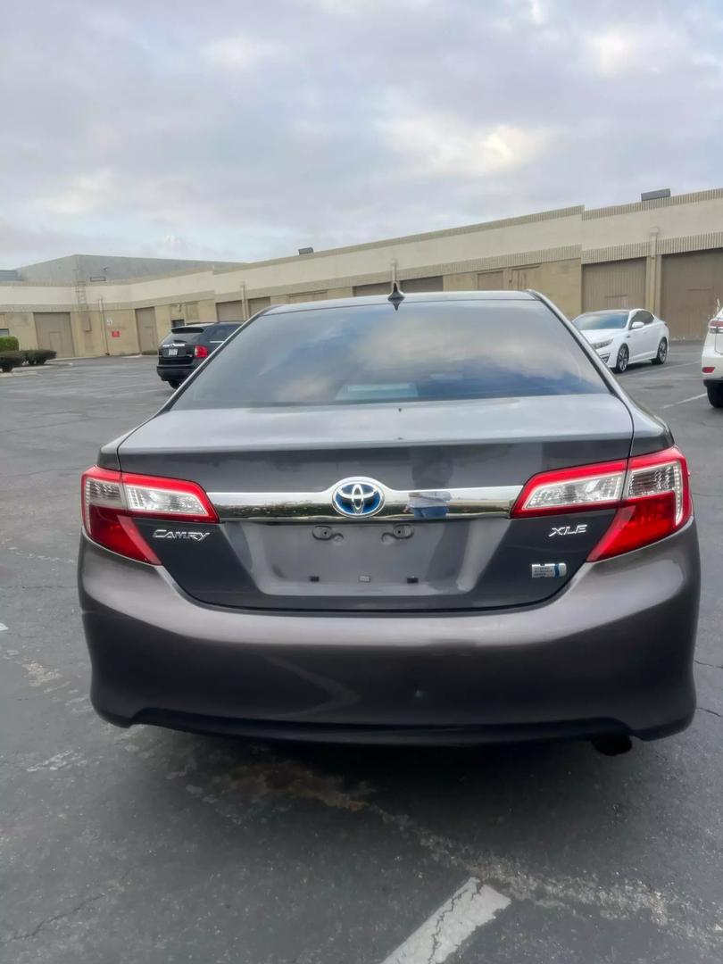 Used 2012 Toyota Camry XLE Hybrid with VIN 4T1BD1FK2CU010825 for sale in Pomona, CA
