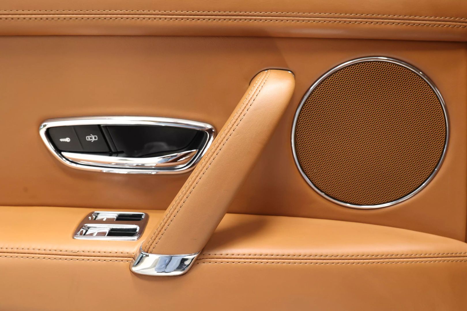 2014 Bentley Flying Spur - Image 44