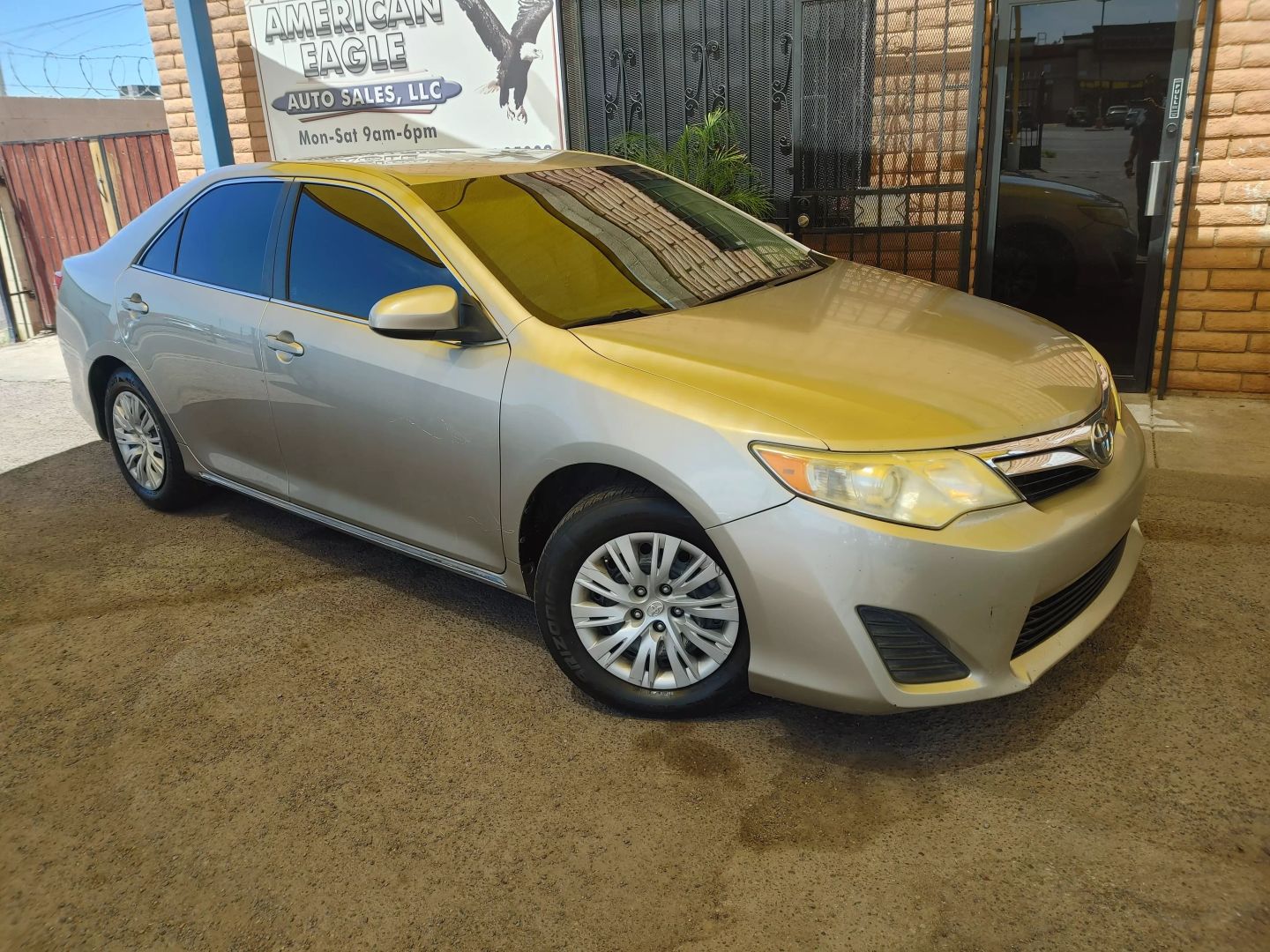 Used 2014 Toyota Camry LE with VIN 4T4BF1FK1ER433687 for sale in Phoenix, AZ
