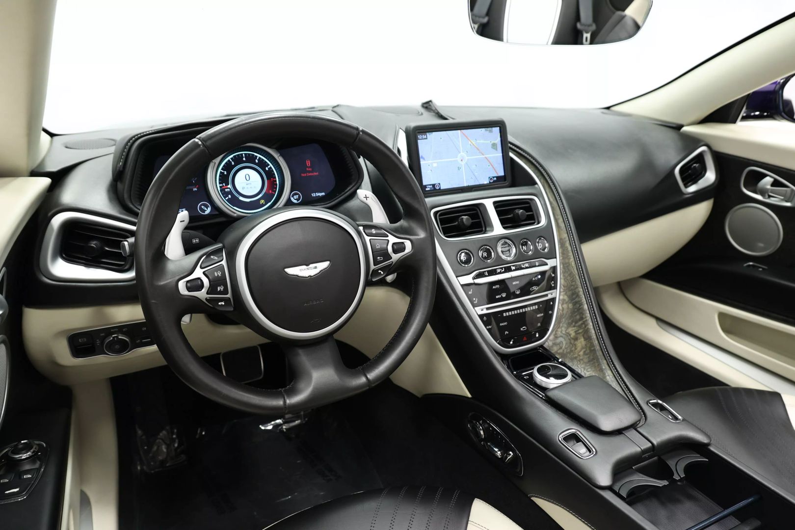 2020 Aston Martin Db11 - Image 2