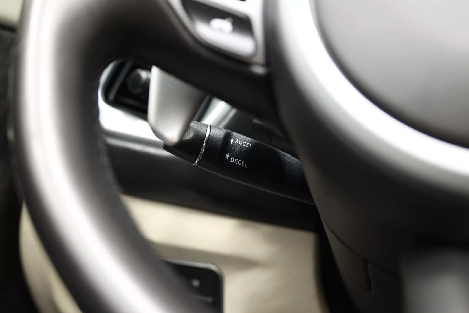 2020 Aston Martin Db11 - Image 28