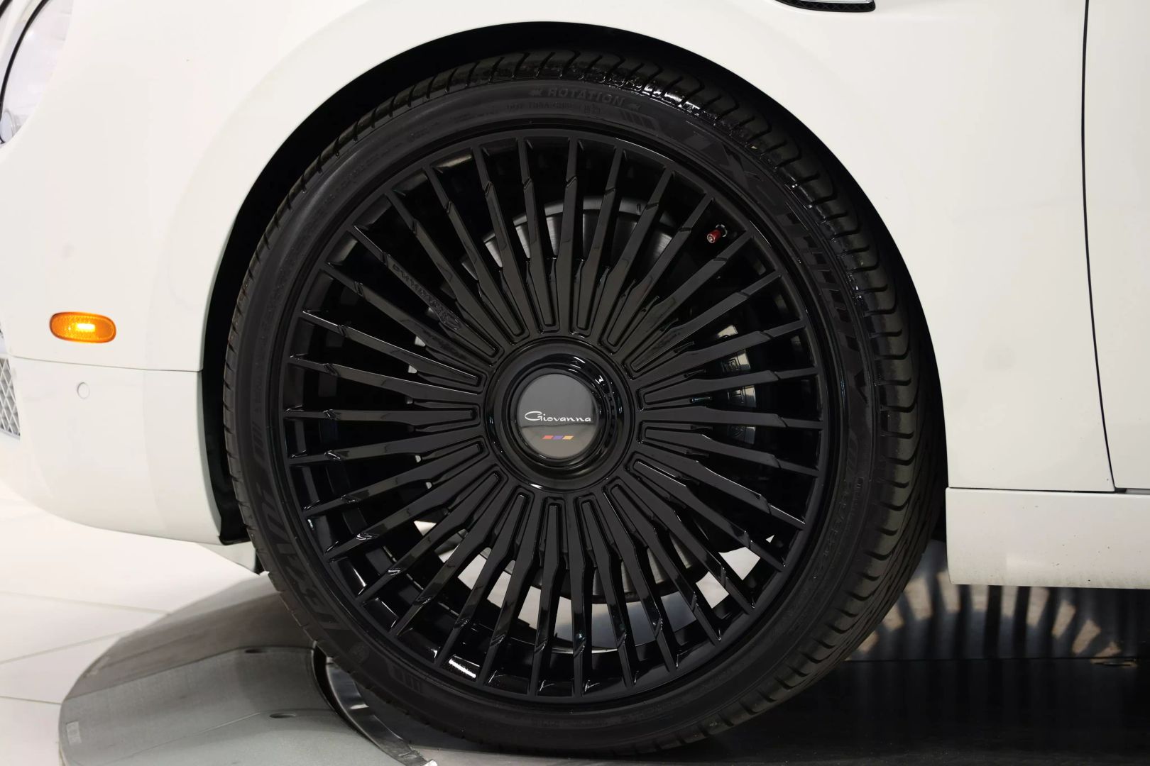 2014 Bentley Flying Spur - Image 98