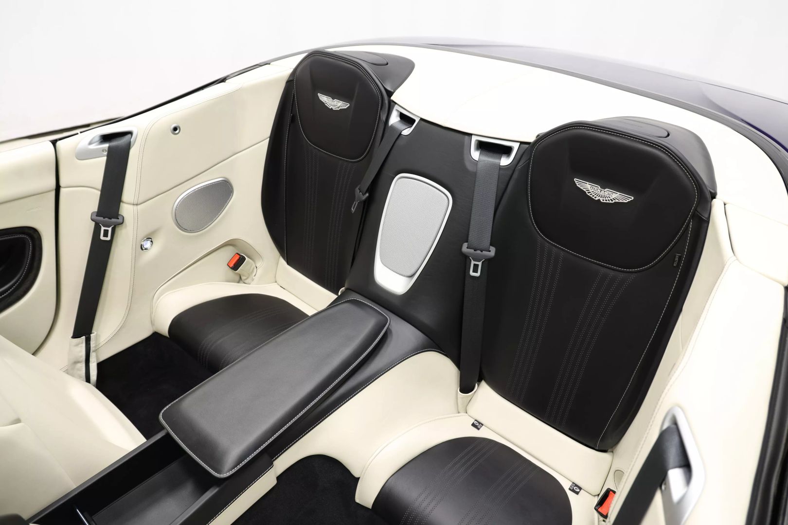 2020 Aston Martin Db11 - Image 54