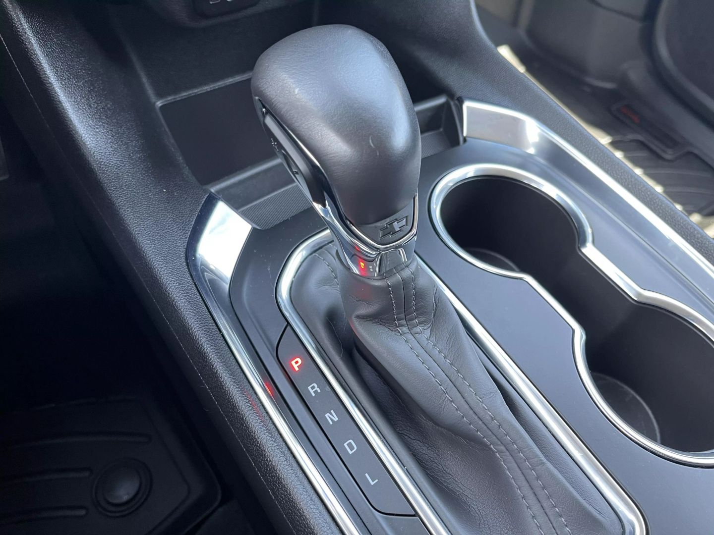 2021 CHEVROLET TRAVERSE SUV V6, 3.6 LITER LT SPORT UTILITY 4D