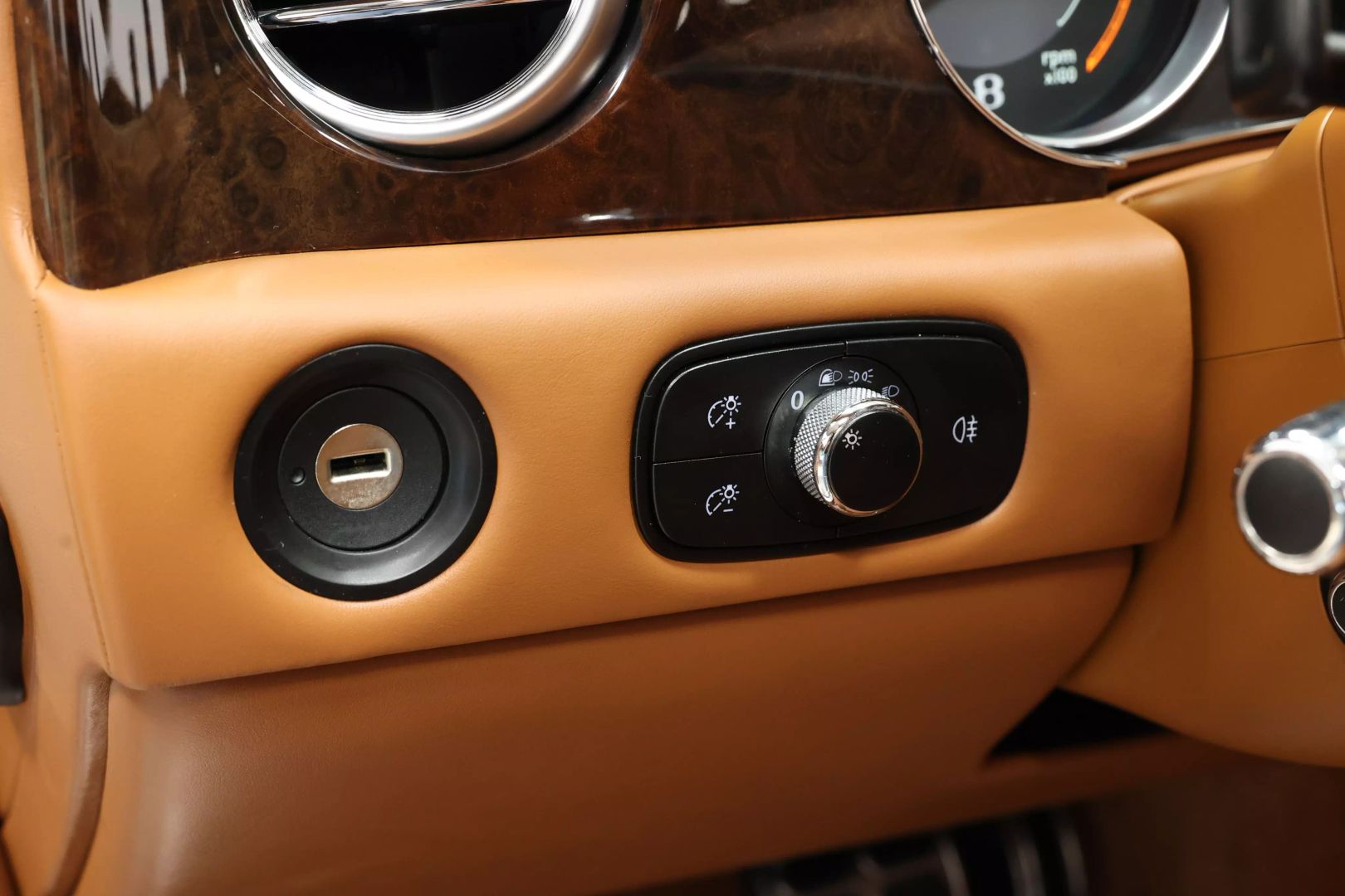 2014 Bentley Flying Spur - Image 23