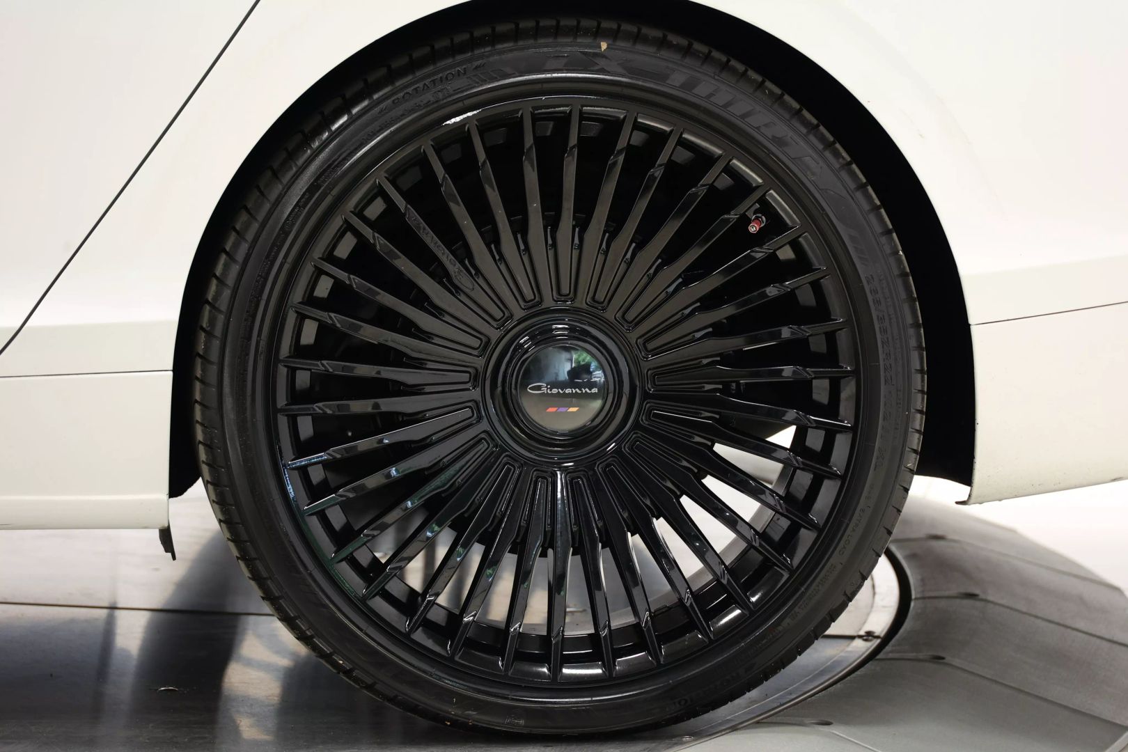 2014 Bentley Flying Spur - Image 99