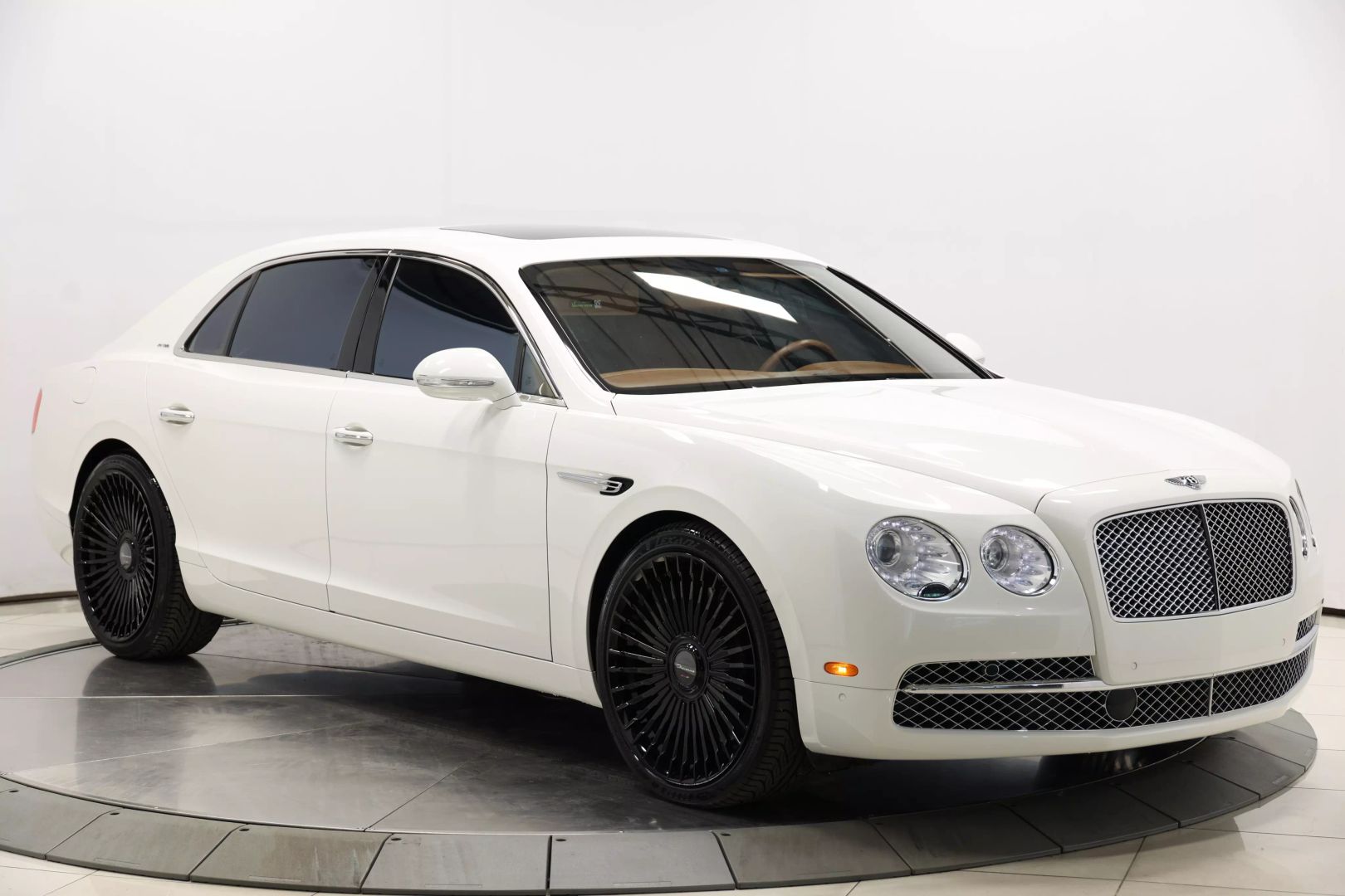 2014 Bentley Flying Spur - Image 91