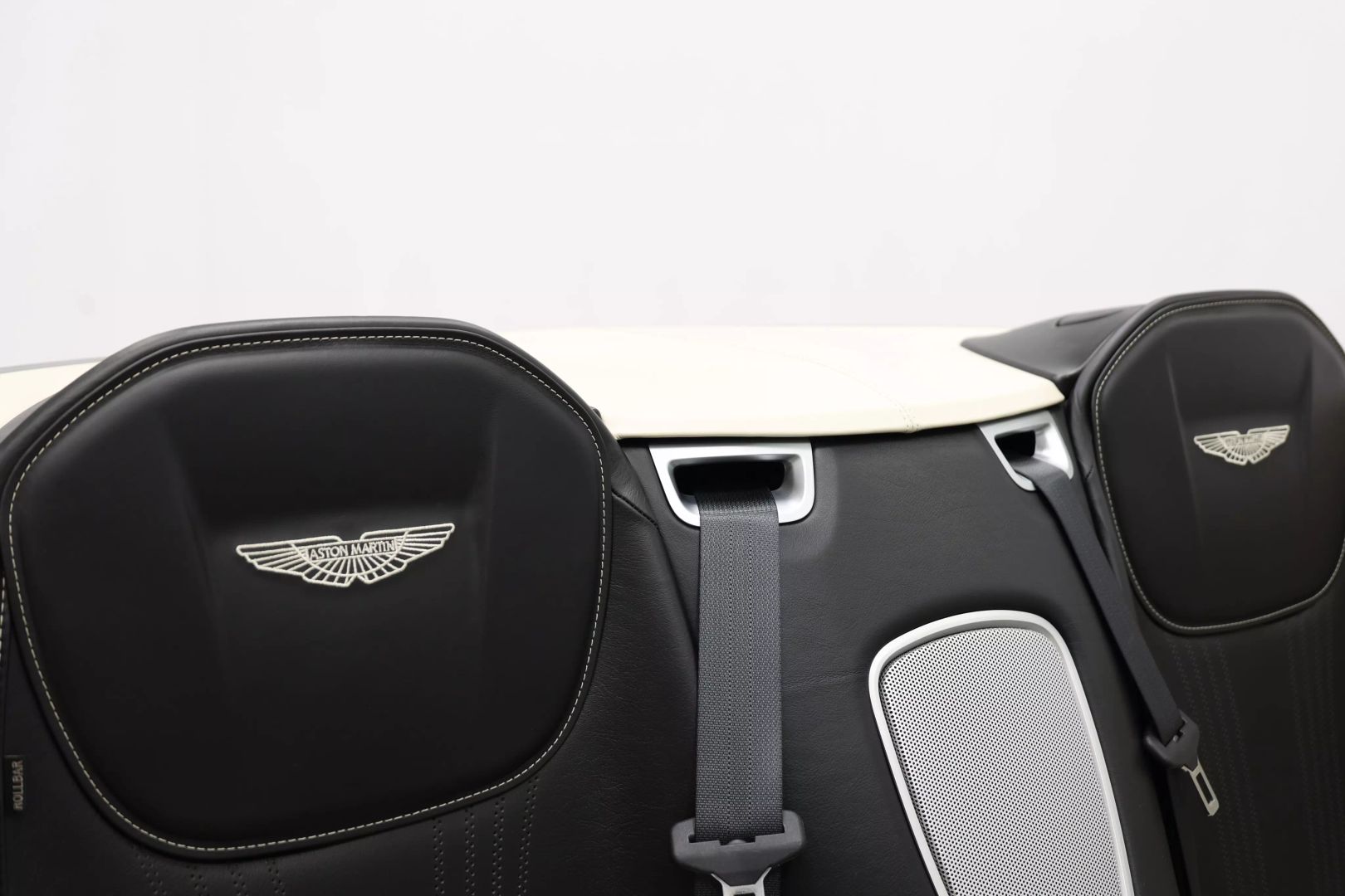 2020 Aston Martin Db11 - Image 70