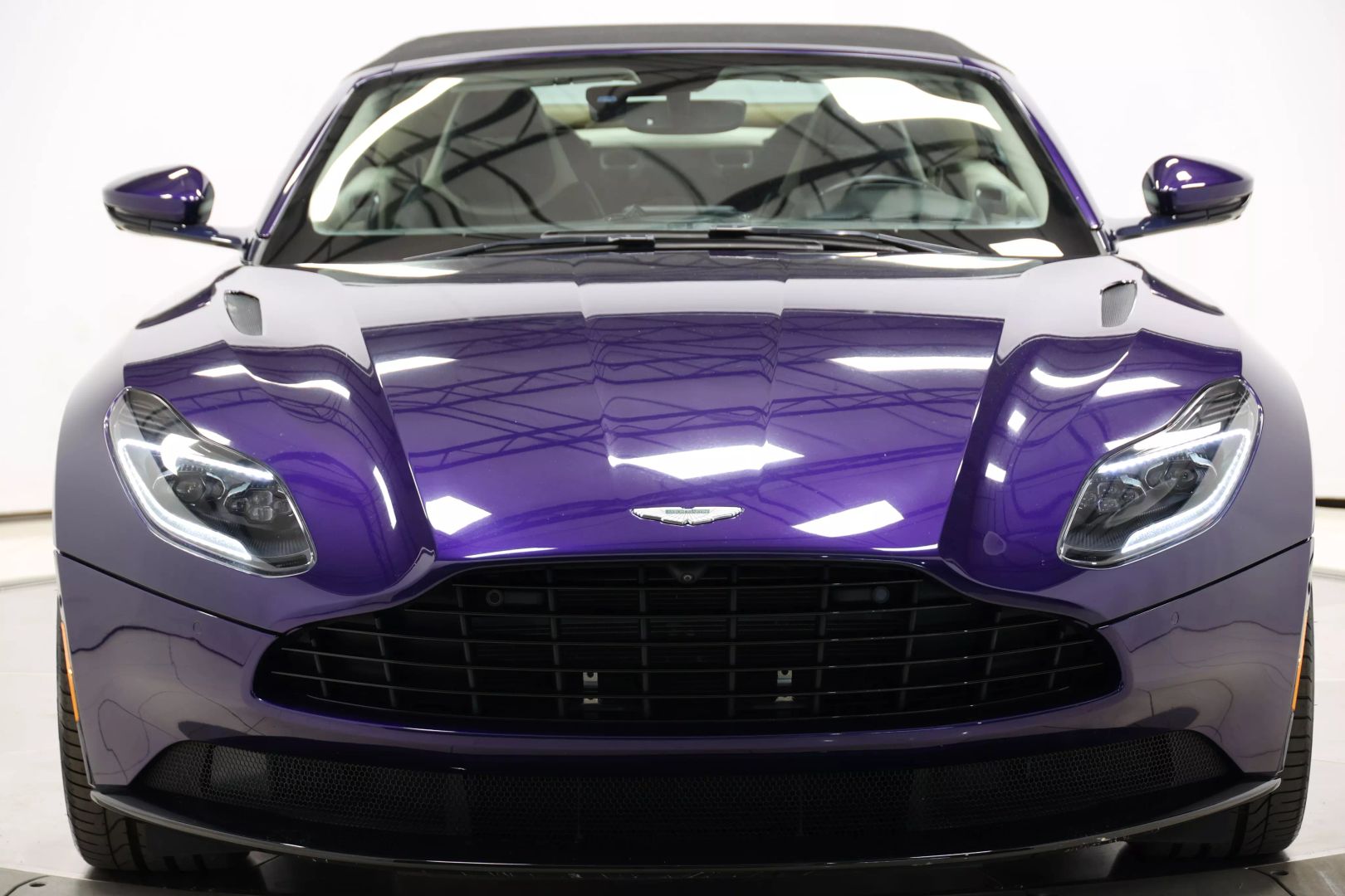 2020 Aston Martin Db11 - Image 113