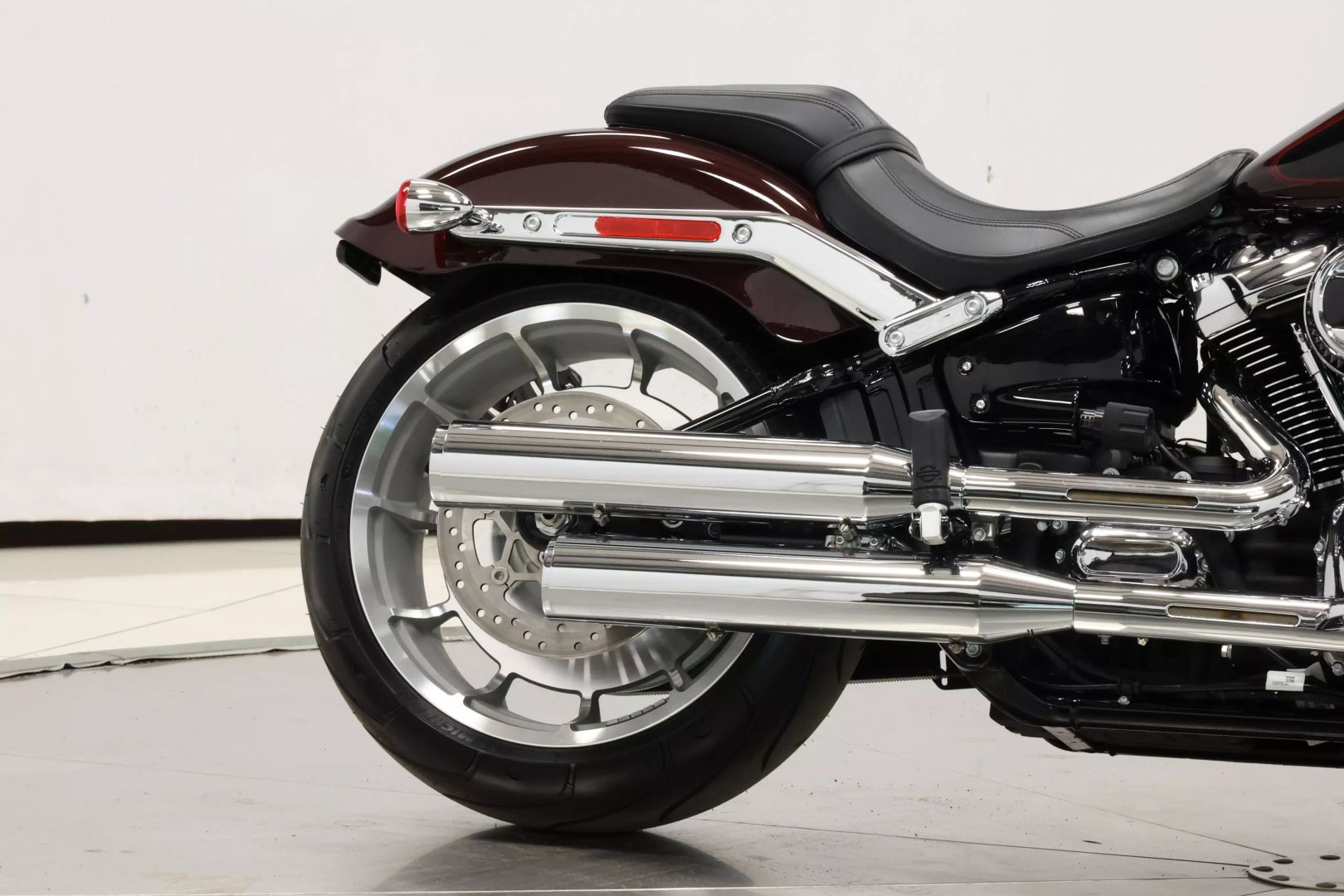 2022 Harley Davidson - Image 11