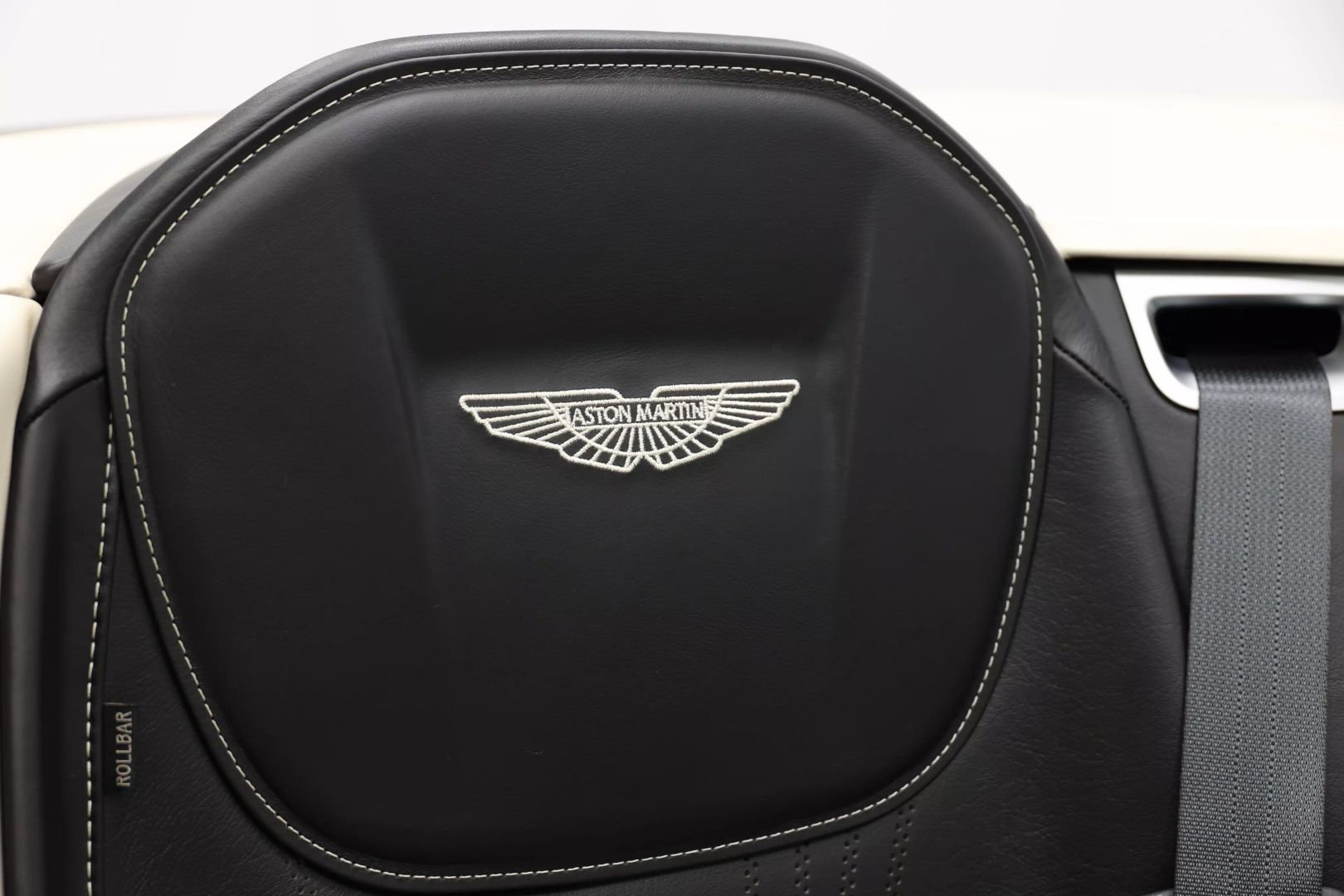 2020 Aston Martin Db11 - Image 71