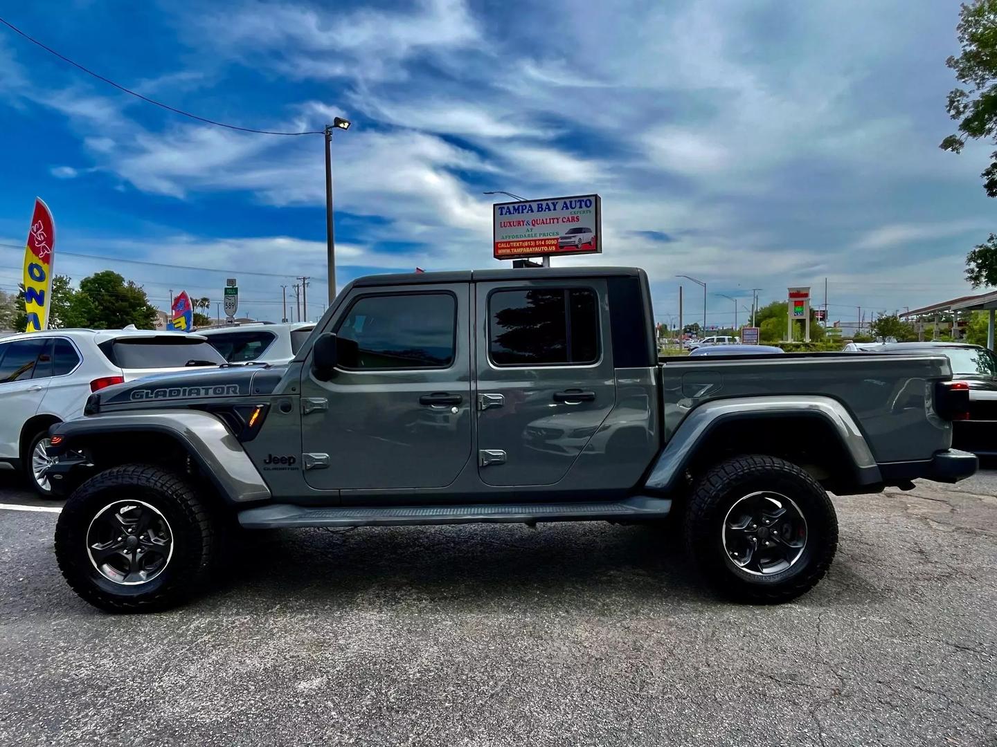 Used 2020 Jeep Gladiator Overland with VIN 1C6HJTFG1LL141711 for sale in Tampa, FL