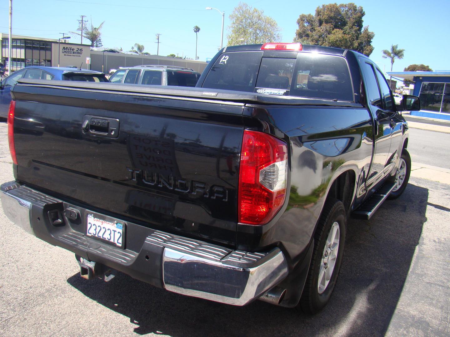 2017 Toyota Tundra SR5 photo 5