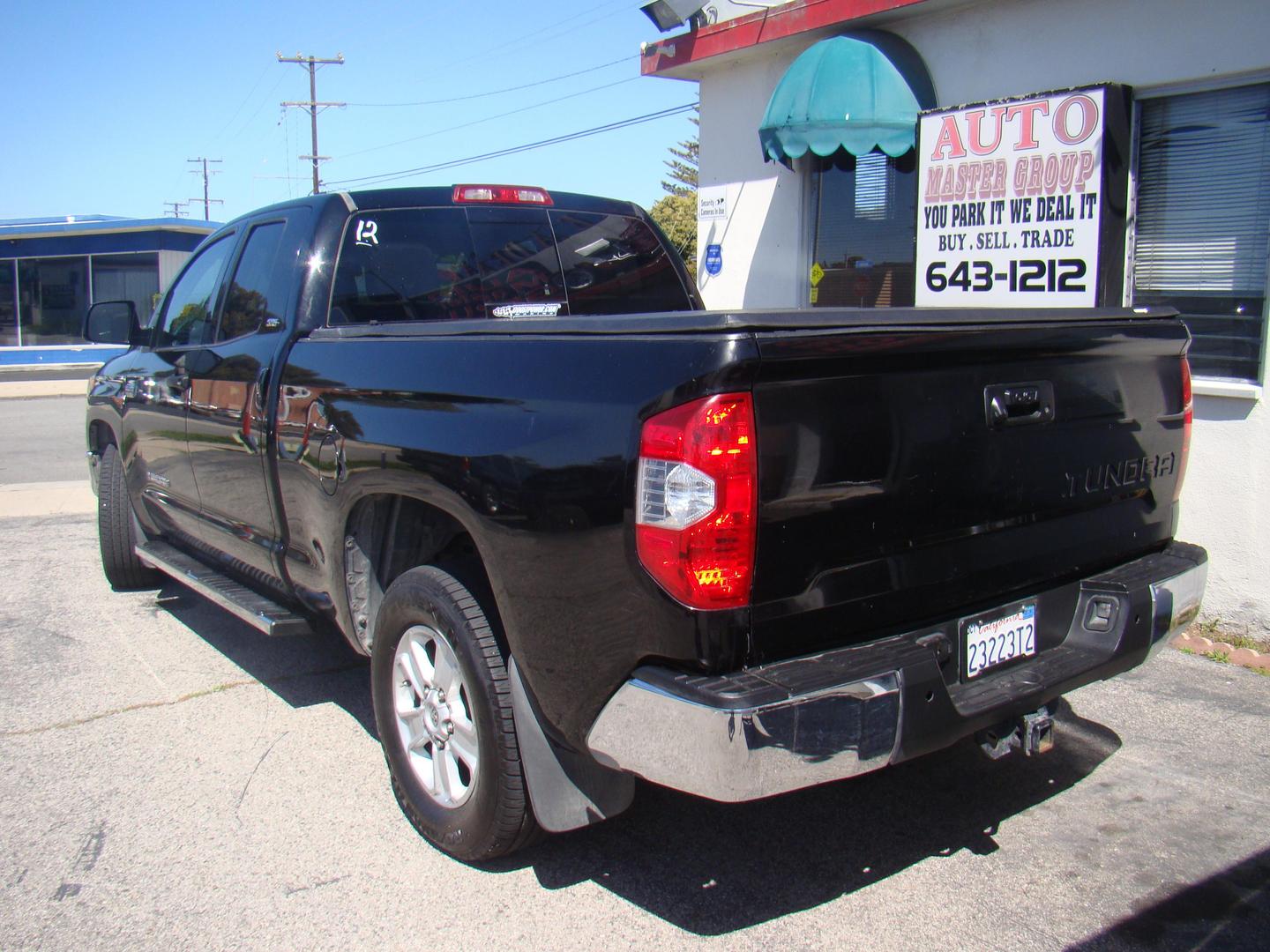 2017 Toyota Tundra SR5 photo 7