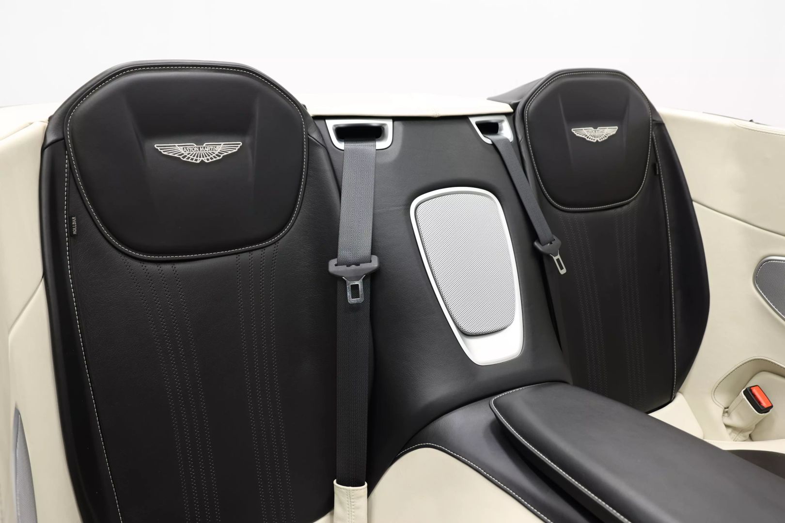 2020 Aston Martin Db11 - Image 69