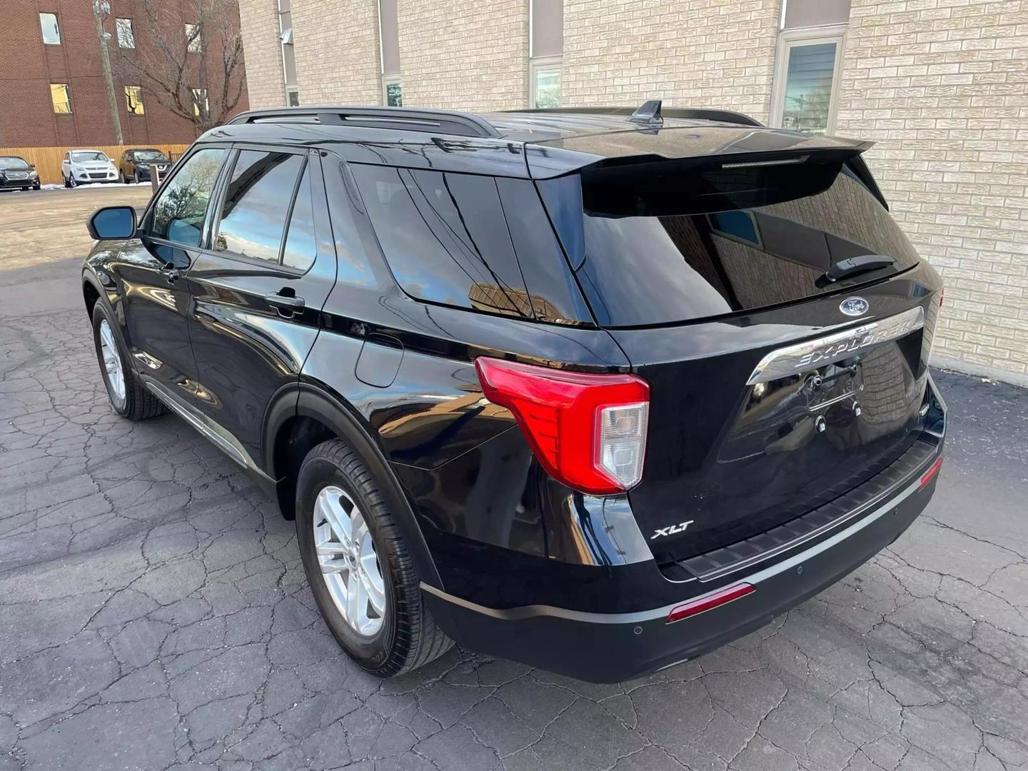 2020 Ford Explorer XLT photo 7