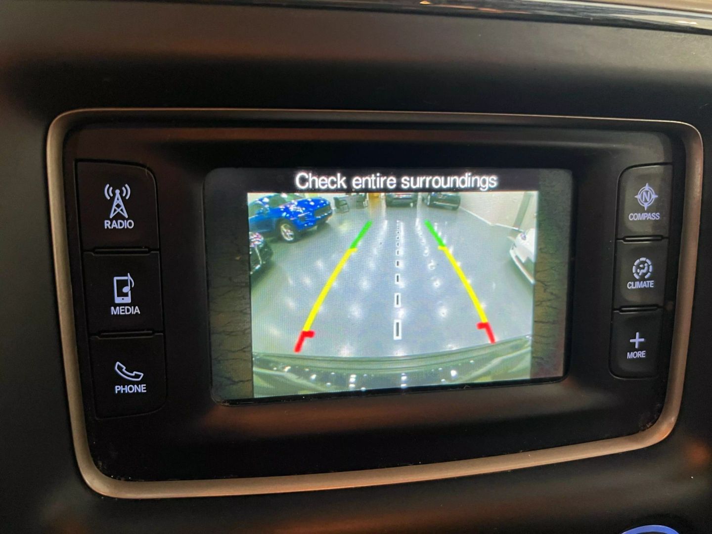 2017 Jeep Grand Cherokee Laredo Sport Utility 4d - Image 28